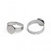 Finger rings with 10mm round flat pad setting, stainless steel