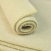 Mjuk pärlmatta som håller dina pärlor på plats, beige