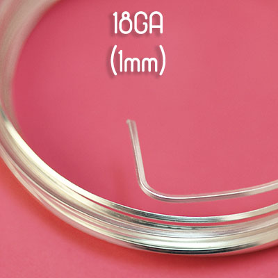 Fyrkantig non-tarnish silverpläterad wire, 18GA (1mm grov)