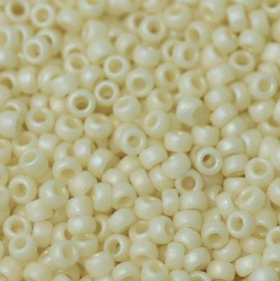 Miyuki seed beads 15/0, matte opaque cream AB