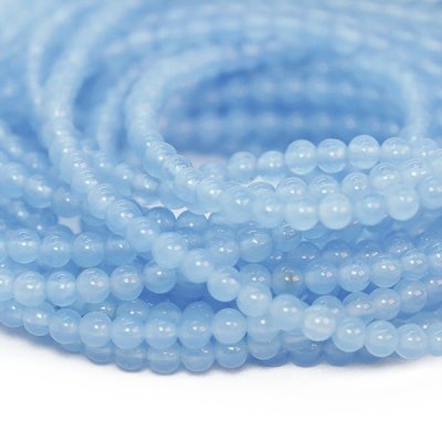 Små runda pärlor av naturlig, tonad candy jade, ca 3.6mm, akvamarinblåa